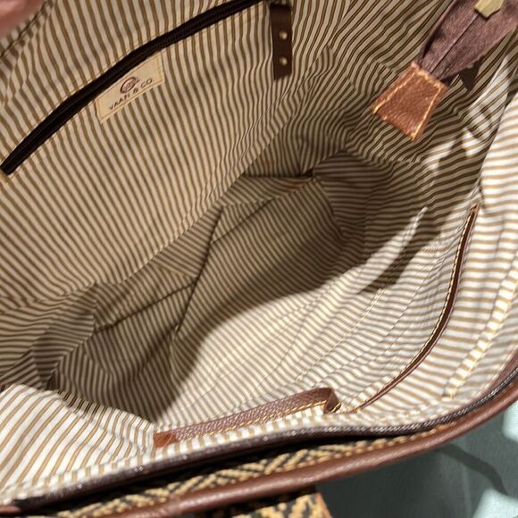 VAAN & CO. Tote Shoulder Bag!! - Picture 9 of 9